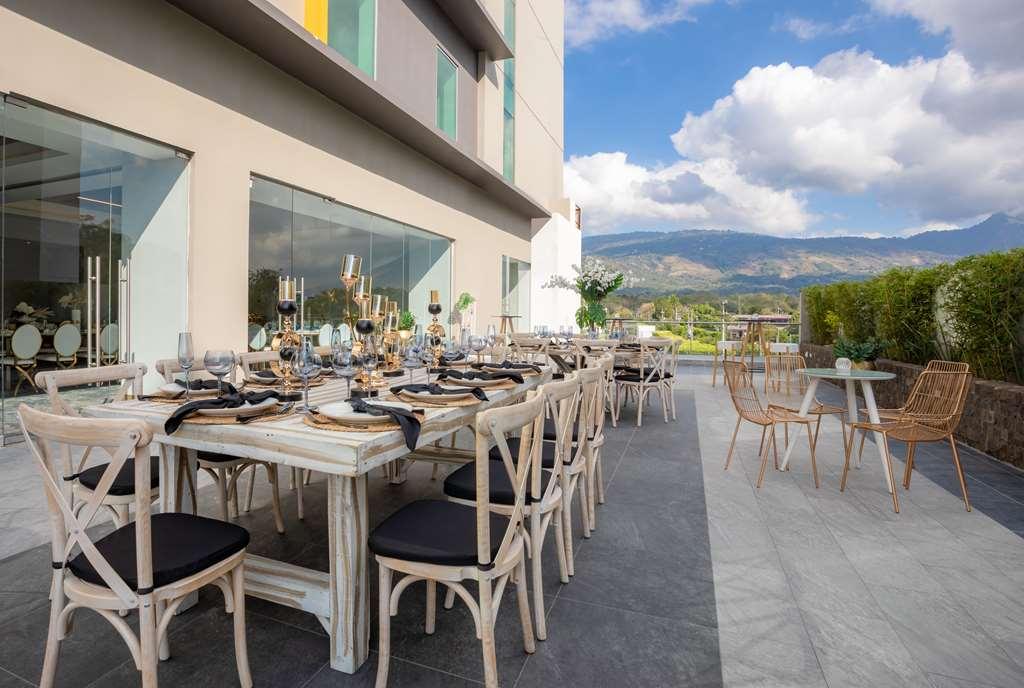 Hyatt Centric San Salvador Otel Konforlar fotoğraf